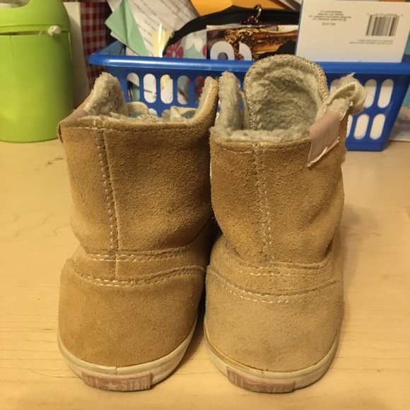 Suede Converse - Picture 3 of 5